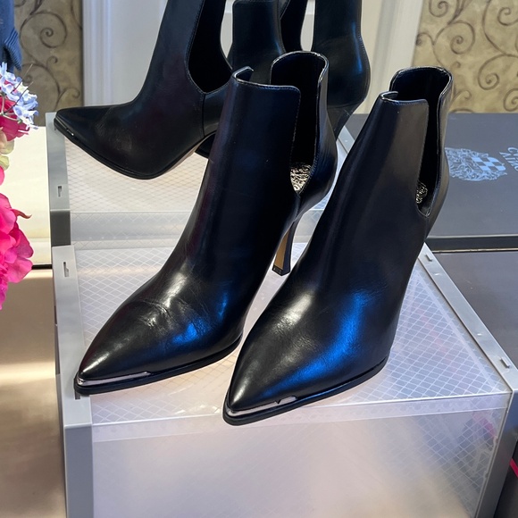 Vince Camuto Frendin (NEW) Size 11 Bootie - Picture 1 of 7